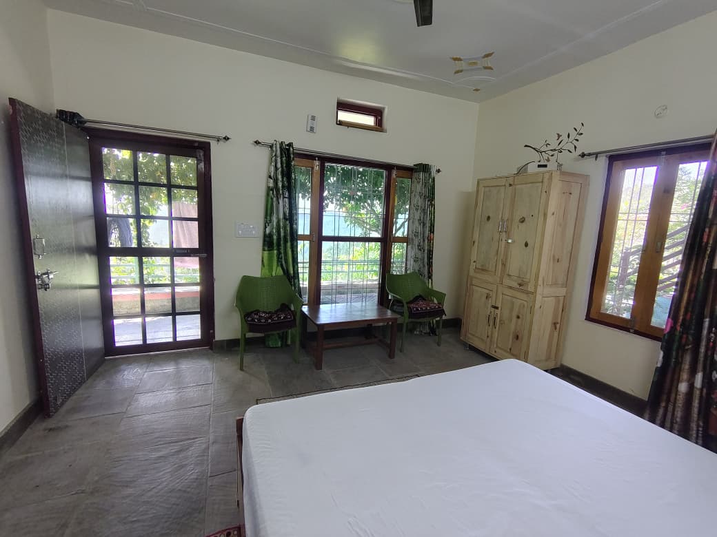 Apna Ghar